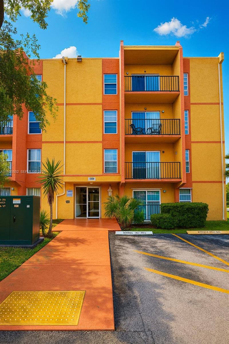 Condo for rent at 4705 NW 7th St #1067, Miami, FL 33126