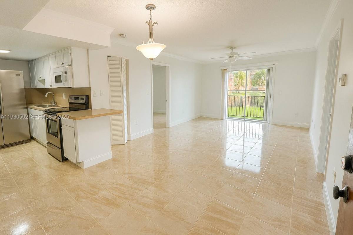 Condo for rent at 4705 NW 7th St #1067, Miami, FL 33126