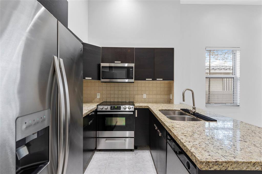 Townhouse for rent at 316 SW 16th St #316B, Fort Lauderdale, FL 33315