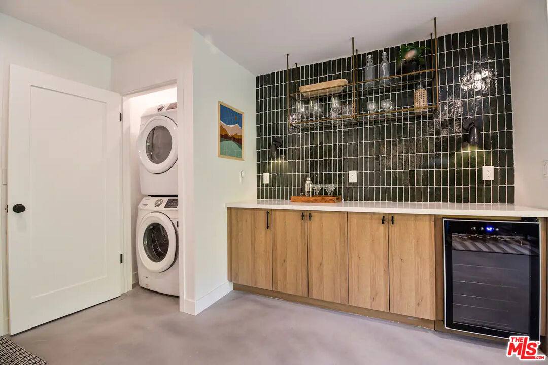Apartment for rent at 3730 E Camino San Miguel, Palm Springs, CA 92264