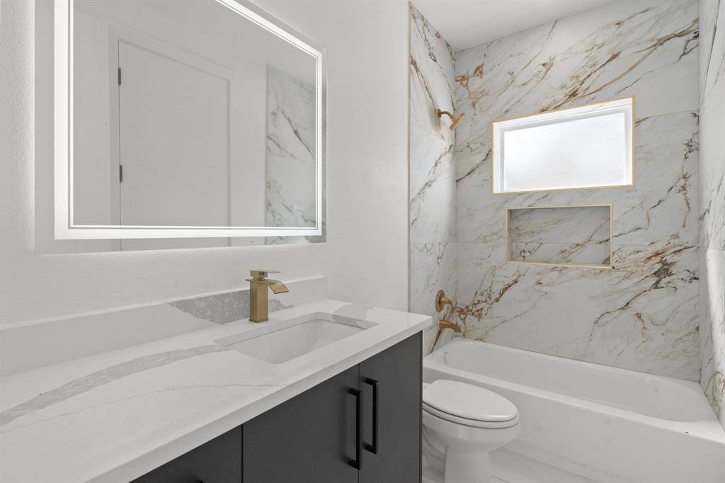 Apartment for rent at 1849 Pollard St, Dallas, TX 75208