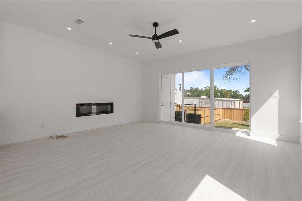 Apartment for rent at 1849 Pollard St, Dallas, TX 75208