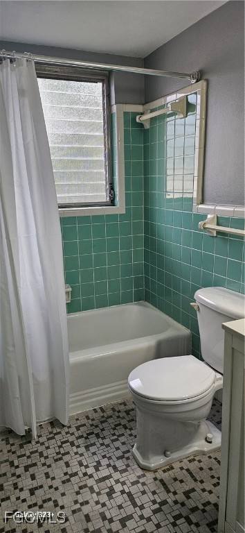 Apartment for rent at 2544 First St #202, Fort Myers, FL 33901