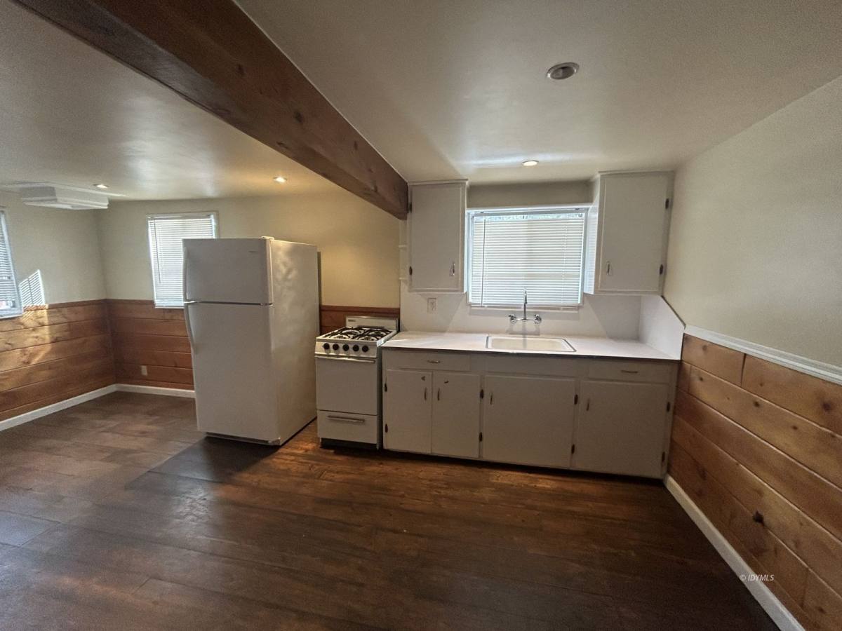 Apartment for rent at 25055 Marion Ridge Dr #5, Idyllwild, CA 92549