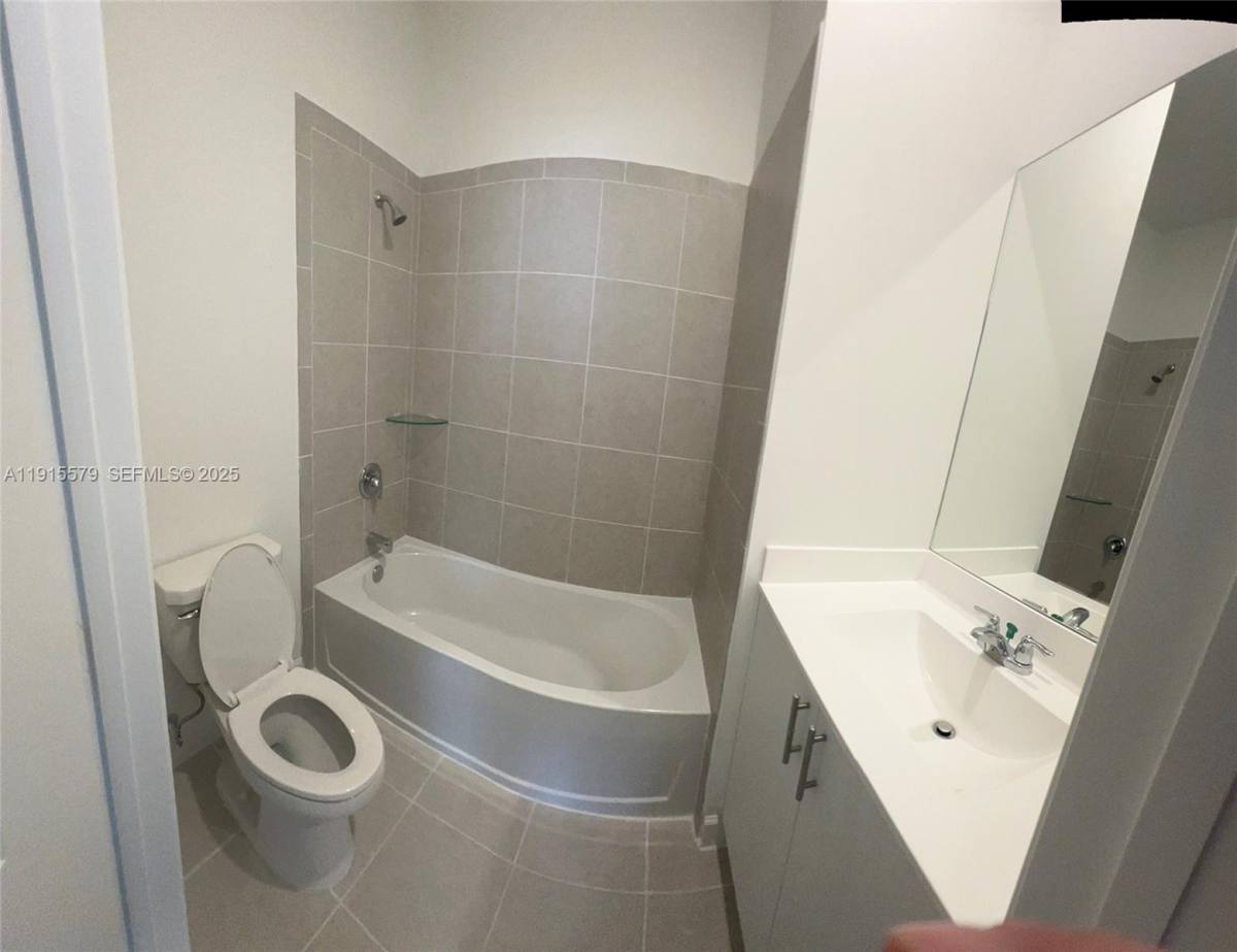 Townhouse for rent at 1455 SE 6th Terrace, Homestead, FL 33034