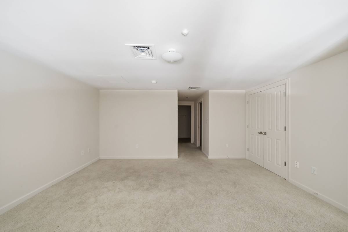 Apartment for rent at 914 Main St #1108, Houston, TX 77002