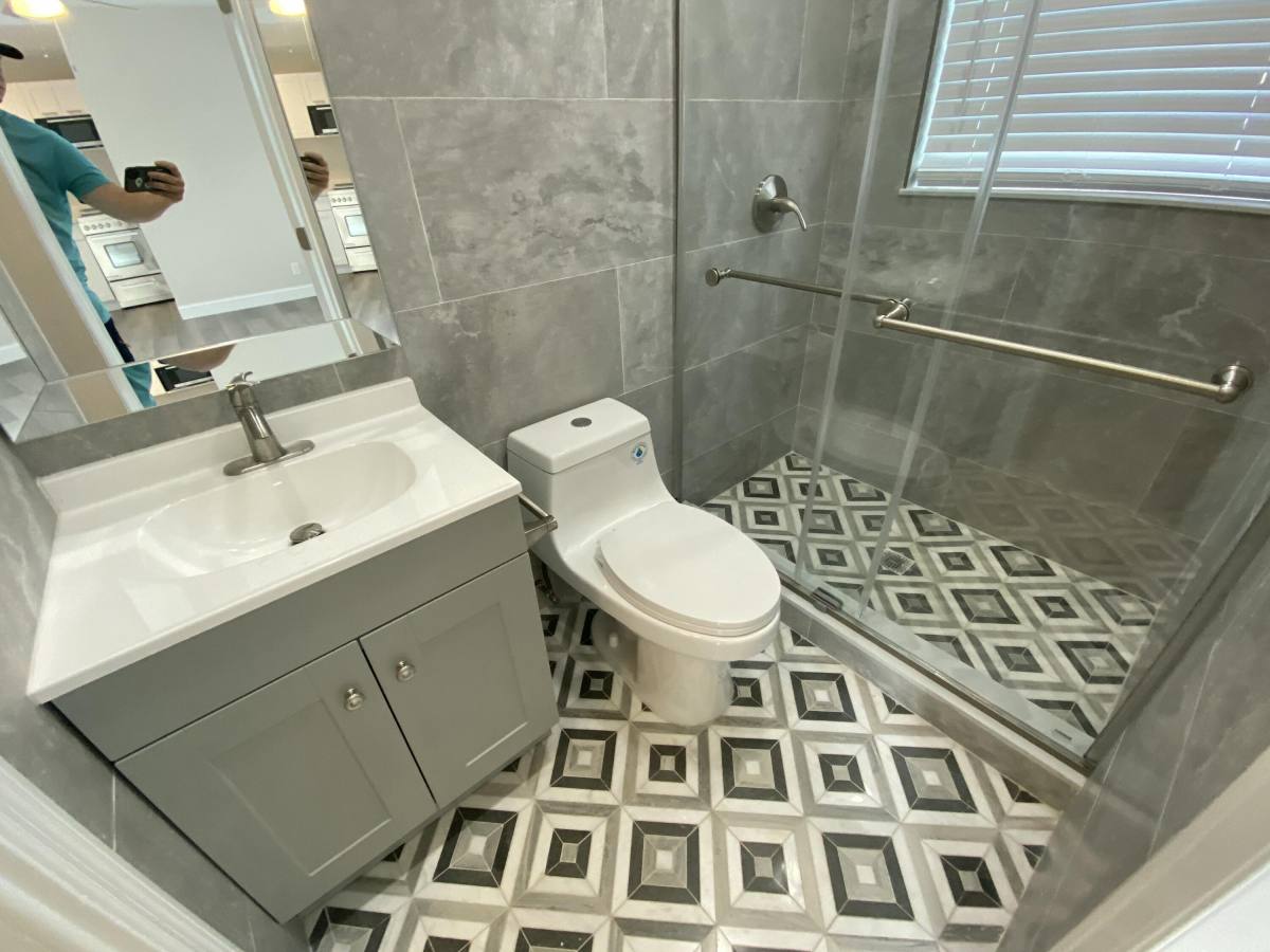 Apartment for rent at 112 Lake Ave #10, Lake Worth Beach, FL 33460