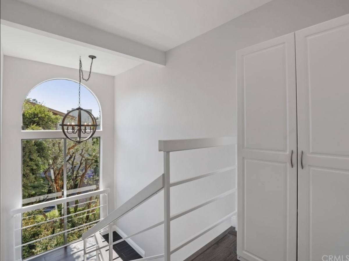 Townhouse for rent at 5323 Coldwater Canyon Ave #A, Van Nuys, CA 91401