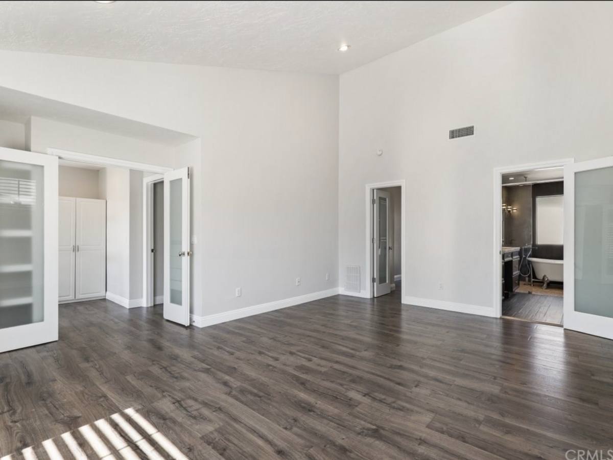 Townhouse for rent at 5323 Coldwater Canyon Ave #A, Van Nuys, CA 91401