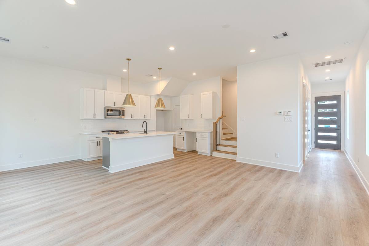 Apartment for rent at 7628 Inwood Hills Lane, Houston, TX 77088