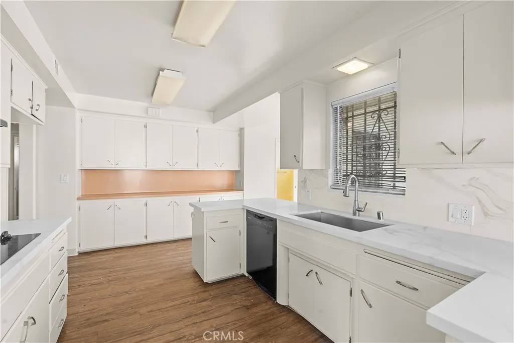 Apartment for rent at 5150 W Slauson Ave, Los Angeles, CA 90056