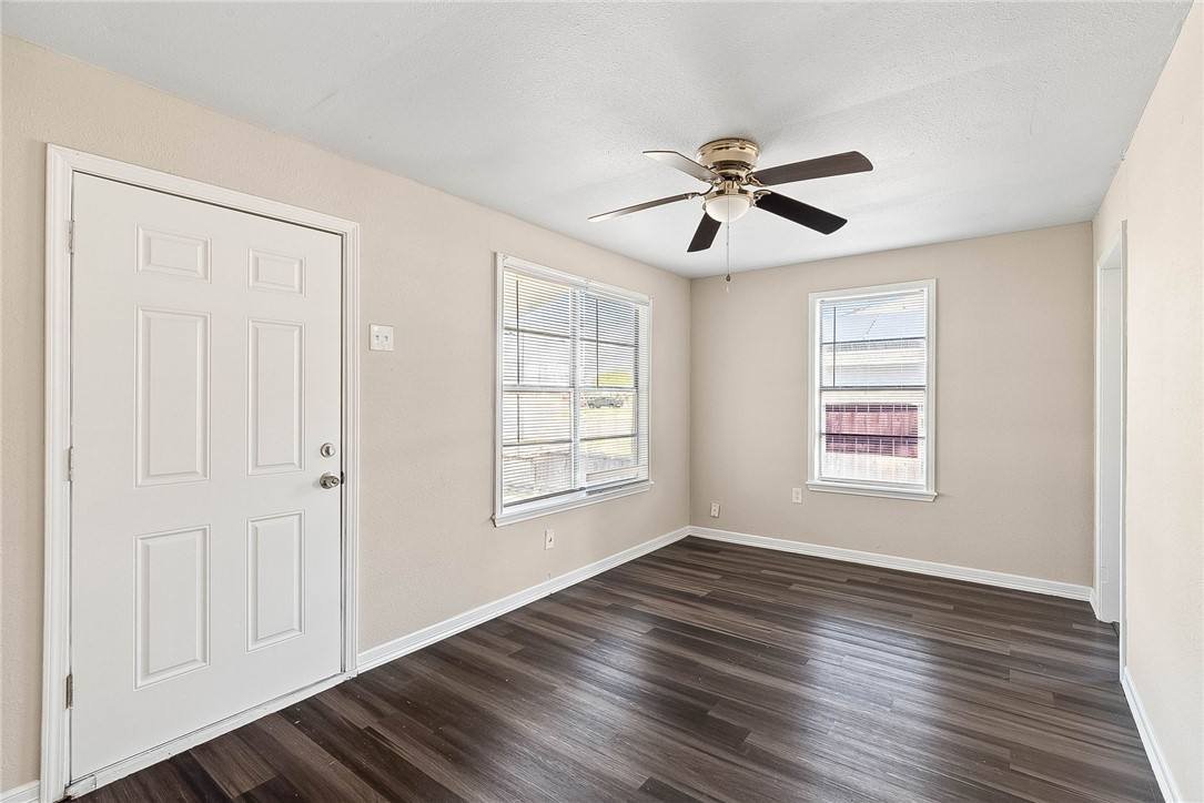 Apartment for rent at 622 Airport #622, Corpus Christi, TX 78405