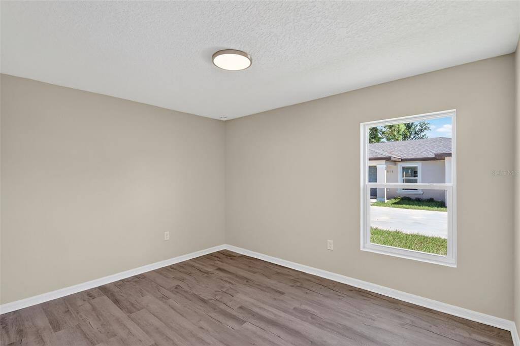 Apartment for rent at 1505 8th Ave E, Bradenton, FL 34208