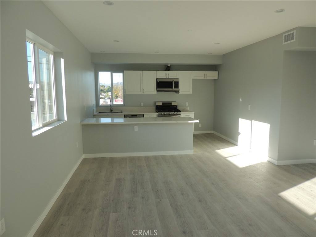 Condo for rent at 22735 Del Valle St #9, Woodland Hills, CA 91364