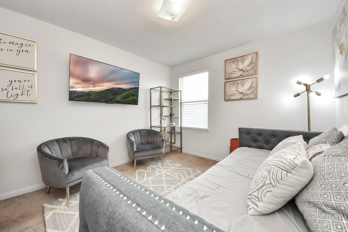 Apartment for rent at 9423 Grand Spark Dr, Rosharon, TX 77583