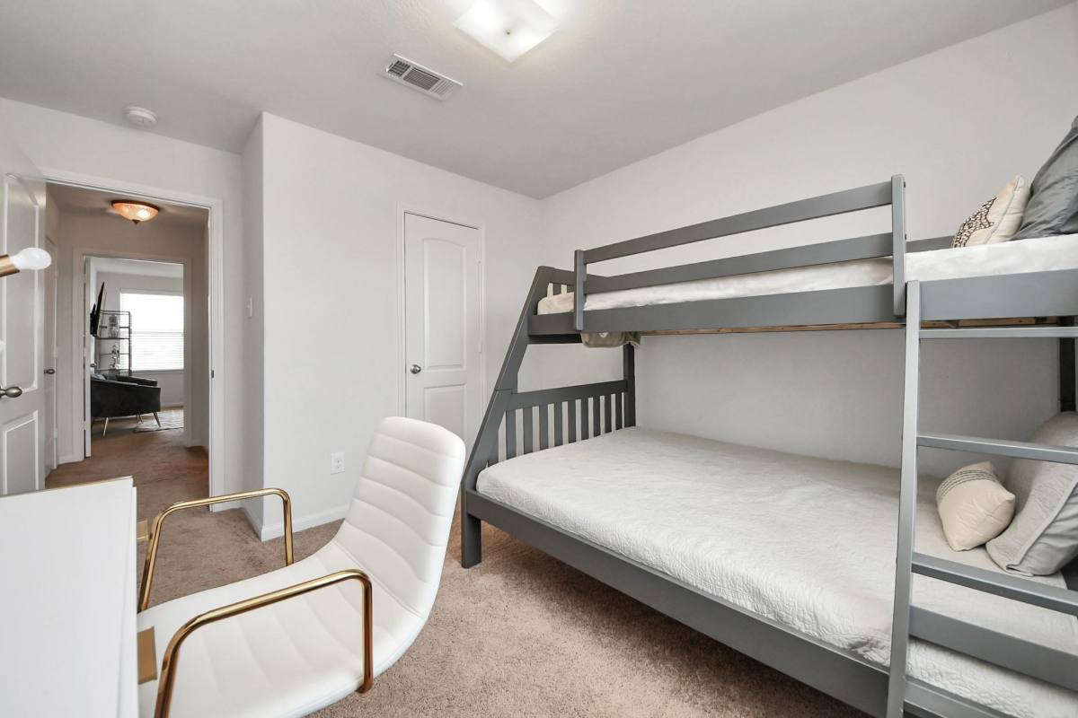 Apartment for rent at 9423 Grand Spark Dr, Rosharon, TX 77583