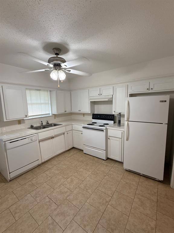 Apartment for rent at 1600 W Lane #10, Canton, TX 75103