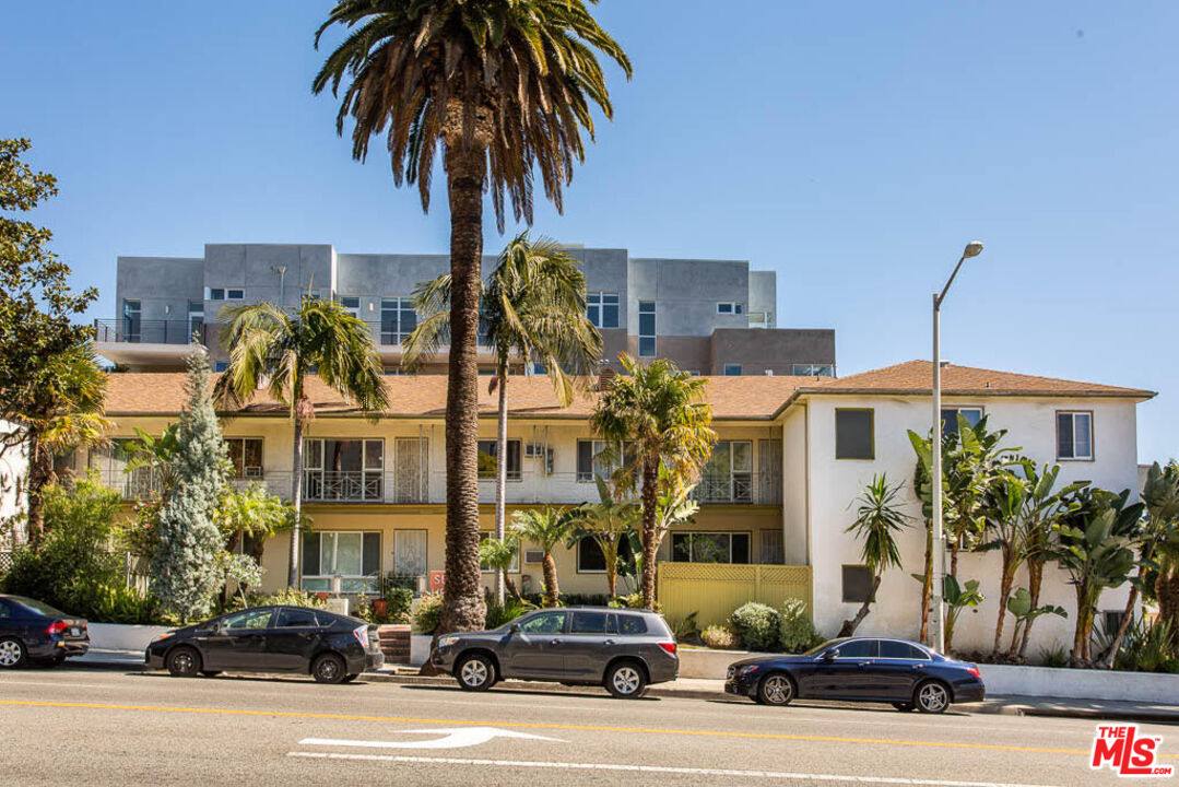 Apartment for rent at 1204 N Crescent Heights Blvd #1, Los Angeles, CA 90046