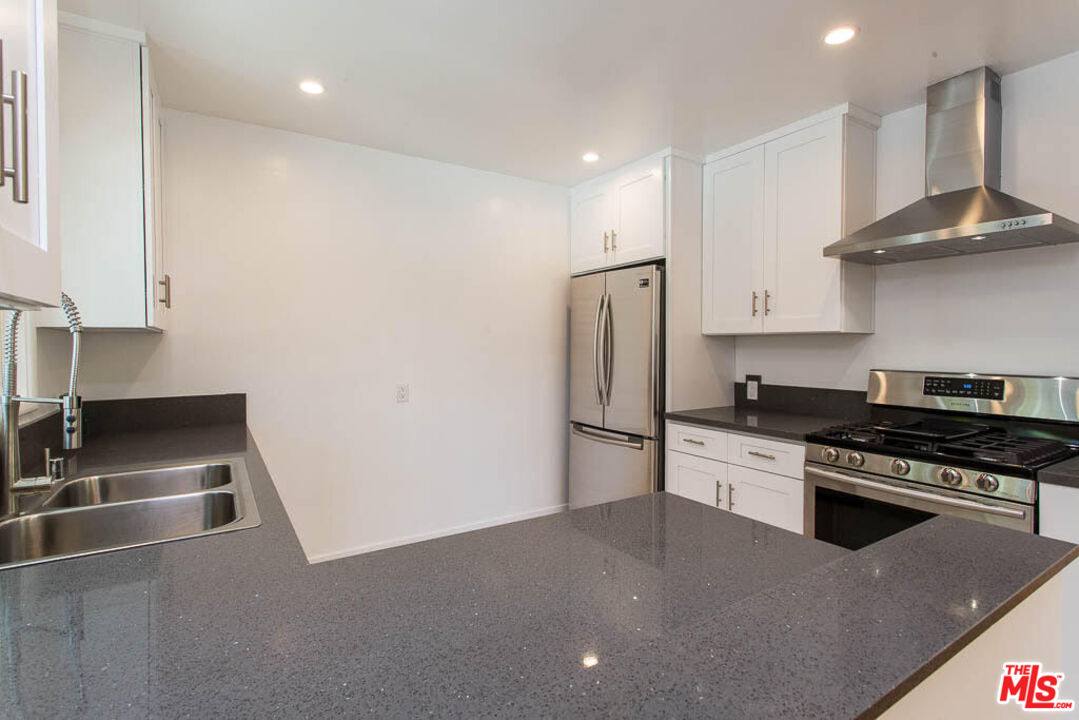 Apartment for rent at 1204 N Crescent Heights Blvd #1, Los Angeles, CA 90046