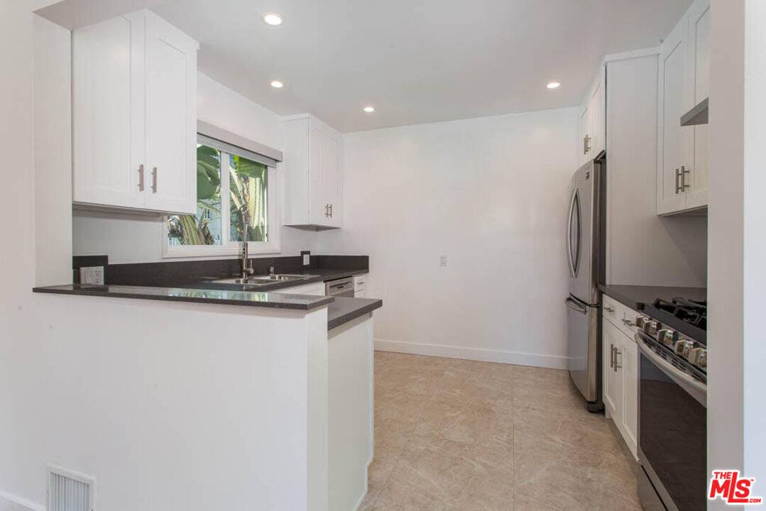 Apartment for rent at 1204 N Crescent Heights Blvd #1, Los Angeles, CA 90046