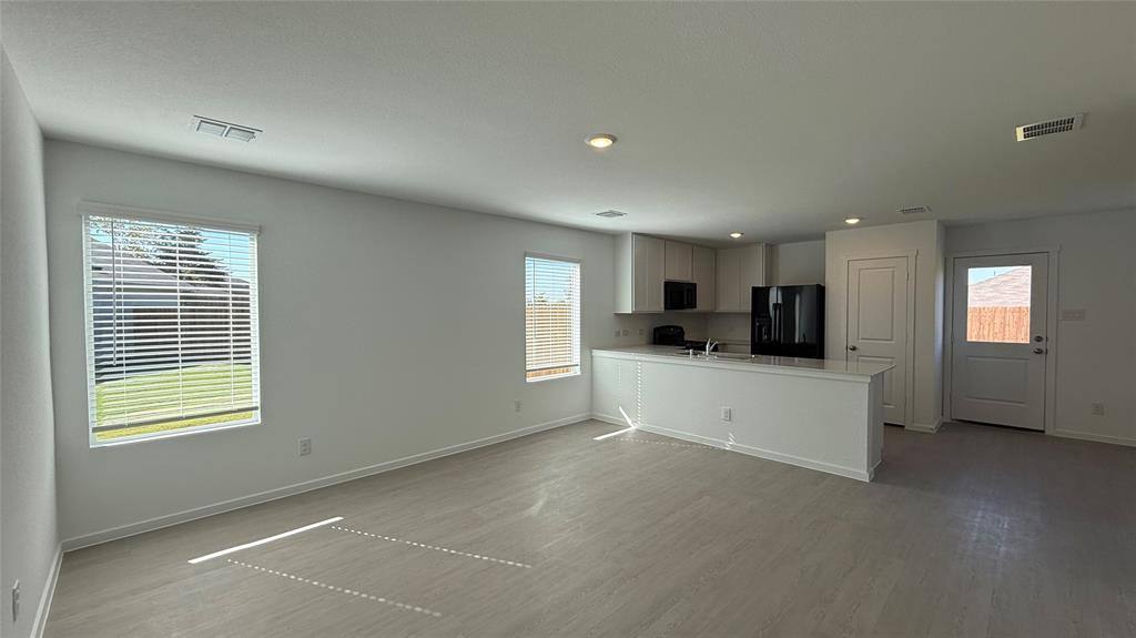 Apartment for rent at 7701 Rutherford Lane, McKinney, TX 75069