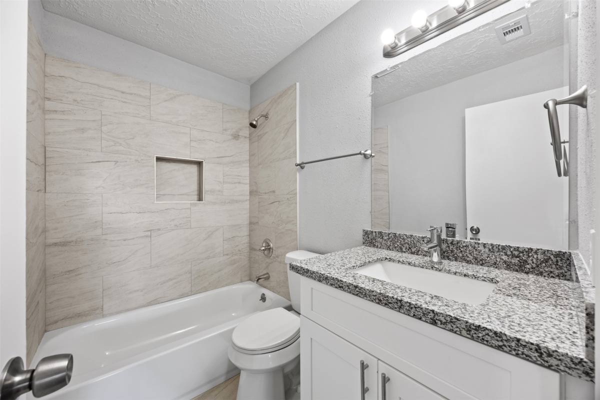 Apartment for rent at 3030 Becket St, Pearland, TX 77584