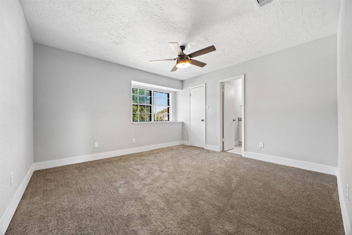 Apartment for rent at 3030 Becket St, Pearland, TX 77584
