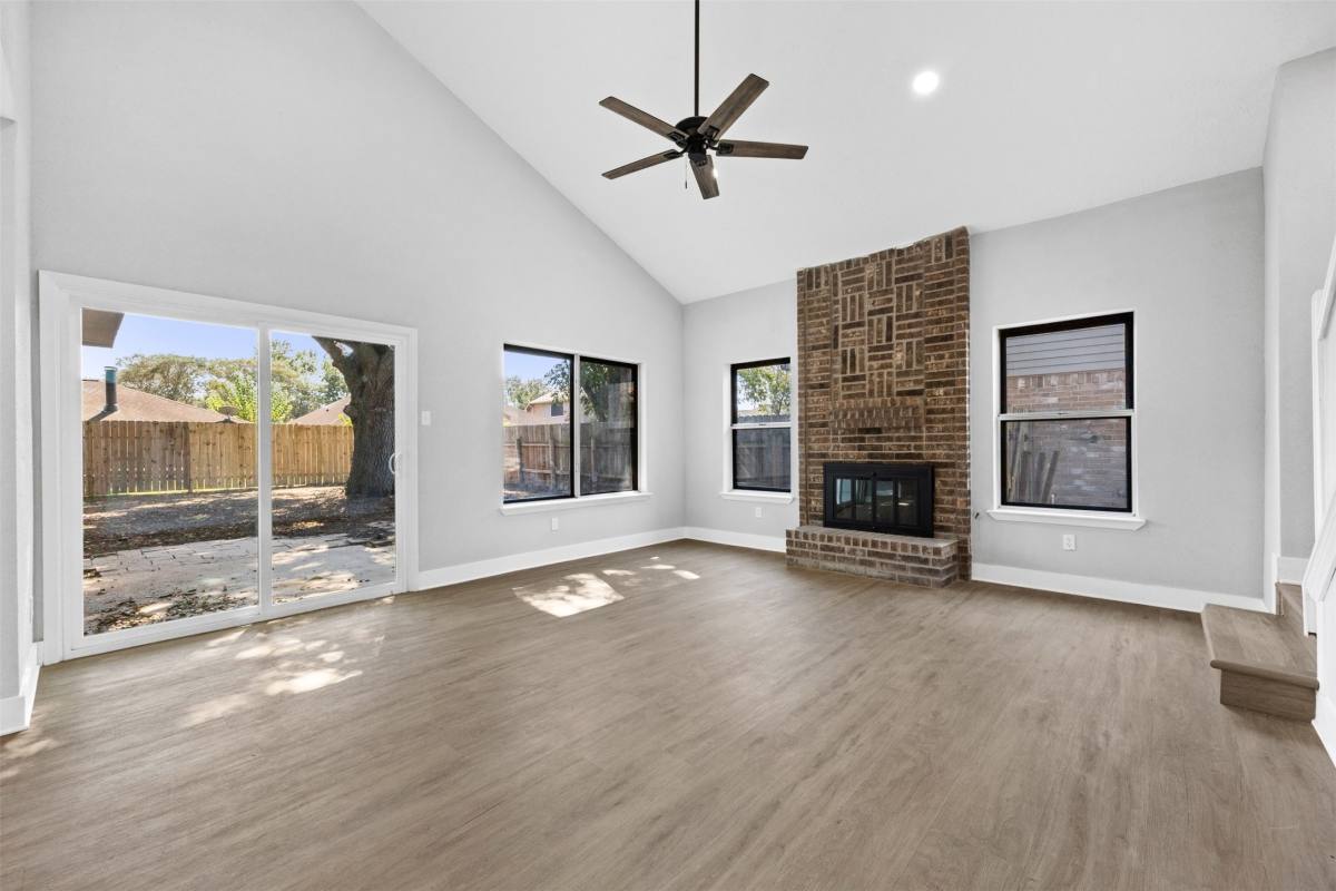 Apartment for rent at 3030 Becket St, Pearland, TX 77584