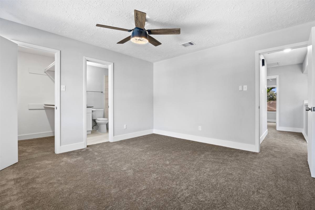 Apartment for rent at 3030 Becket St, Pearland, TX 77584