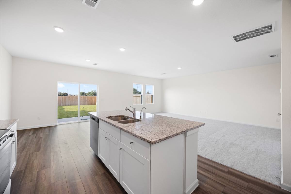 Apartment for rent at 8807 Vacek Crossing Way, Richmond, TX 77469