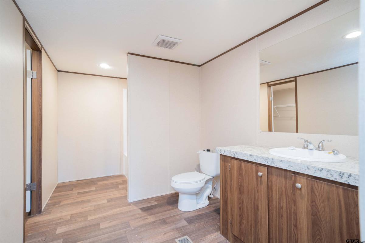 Apartment for rent at 2 Prairie 52423 #2, Leesburg, TX 75451