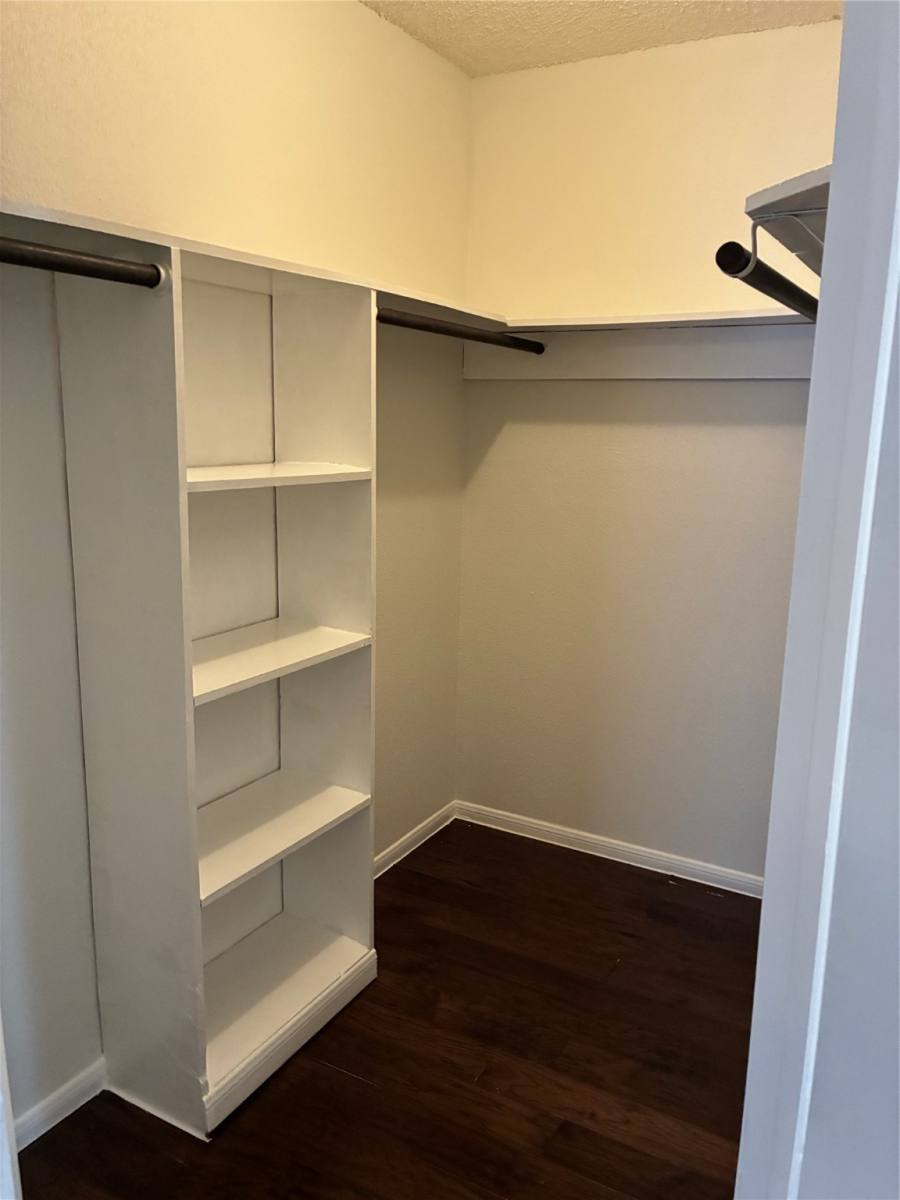 Townhouse for rent at 1500 Bay Area Blvd #1500W325, Houston, TX 77058
