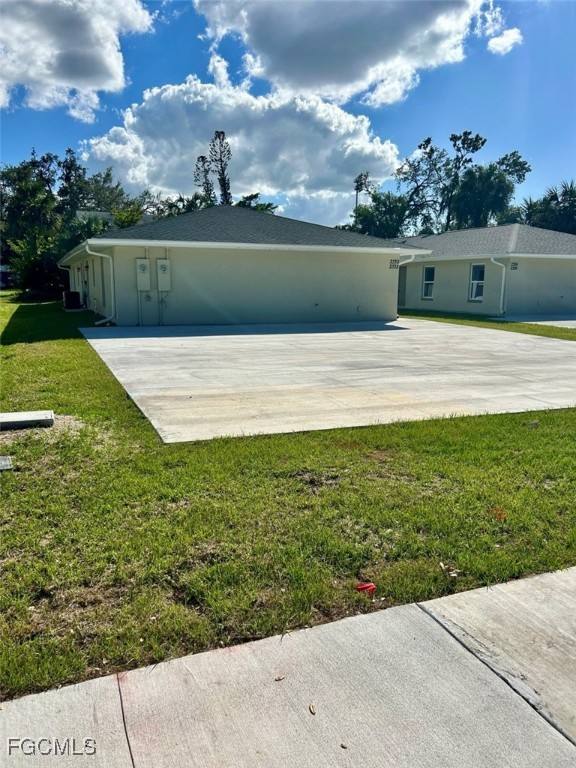 Apartment for rent at 2330-2332 Hoople St, Fort Myers, FL 33901