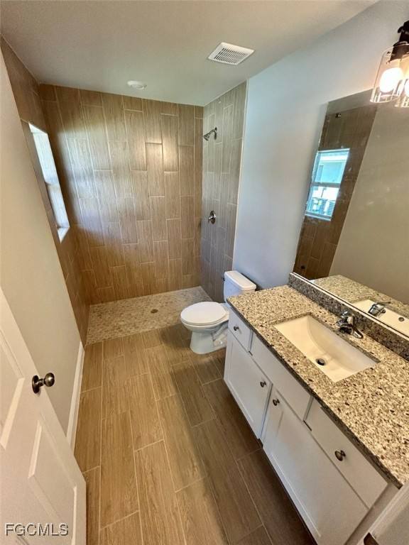 Apartment for rent at 2330-2332 Hoople St, Fort Myers, FL 33901