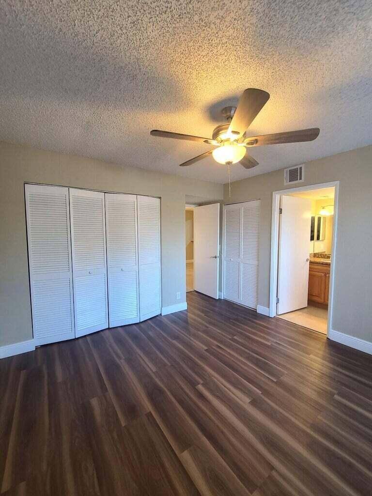 Apartment for rent at 1517 Lake Crystal Dr #1517E, West Palm Beach, FL 33411