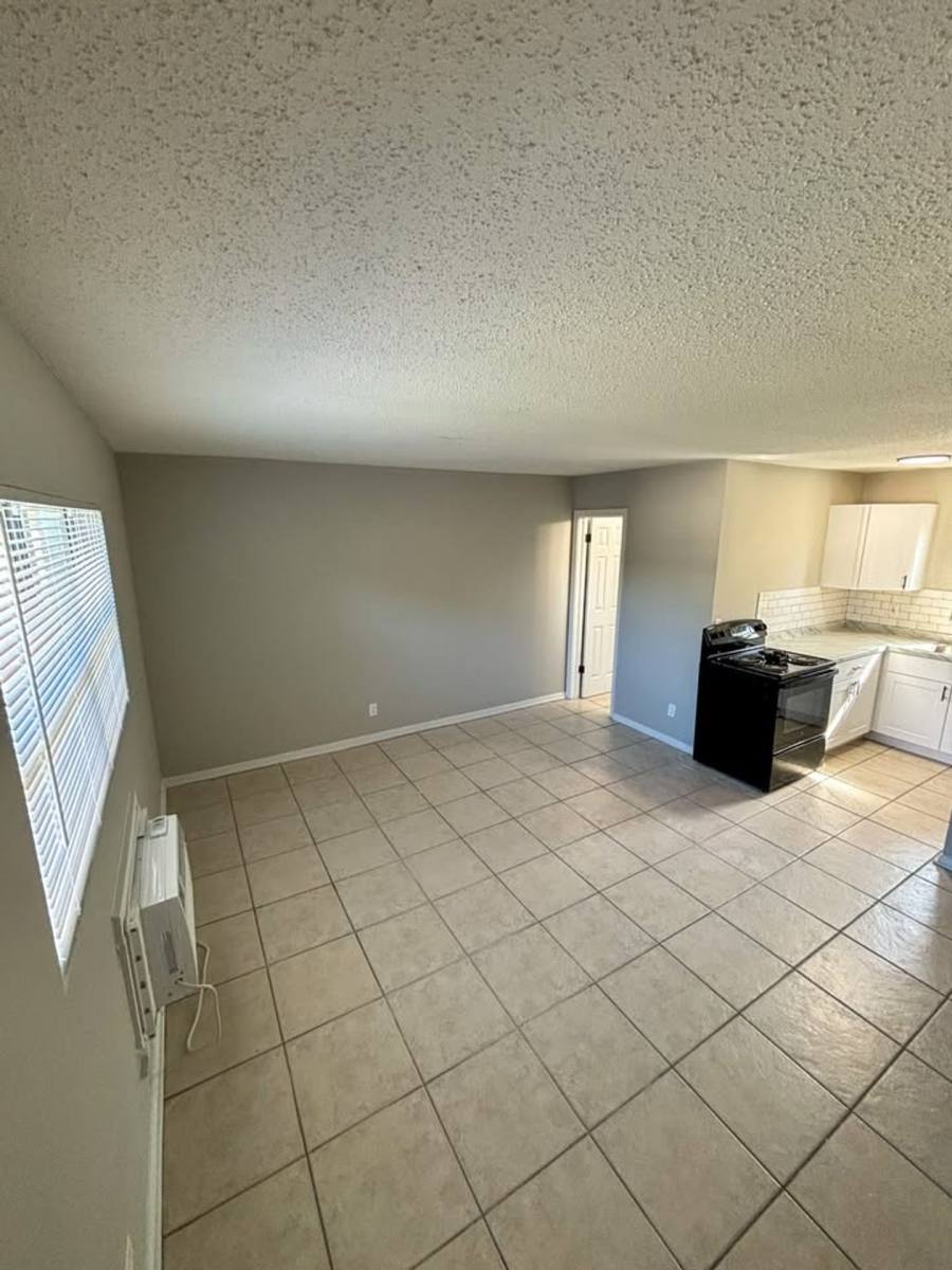Apartment for rent at 5040 Shirley Ave, Jacksonville, FL 32210