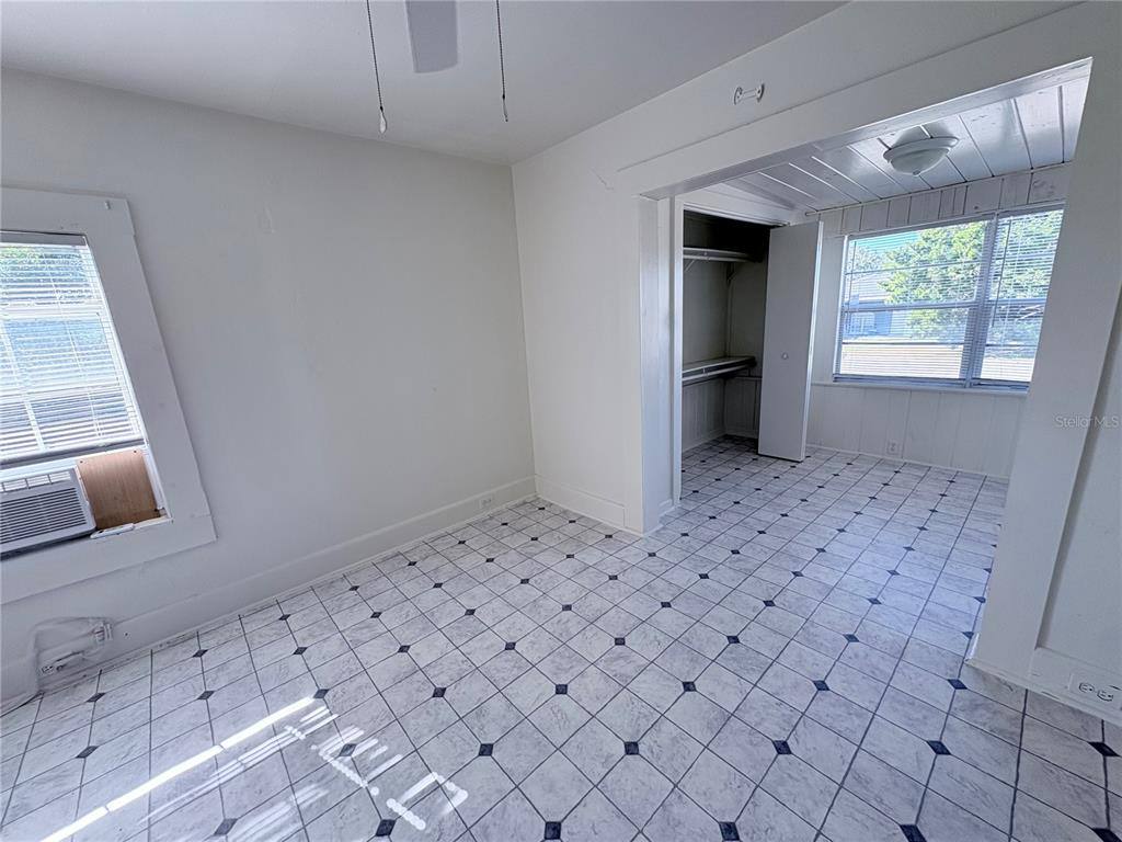 Apartment for rent at 2320 Crest Dr, Haines City, FL 33844