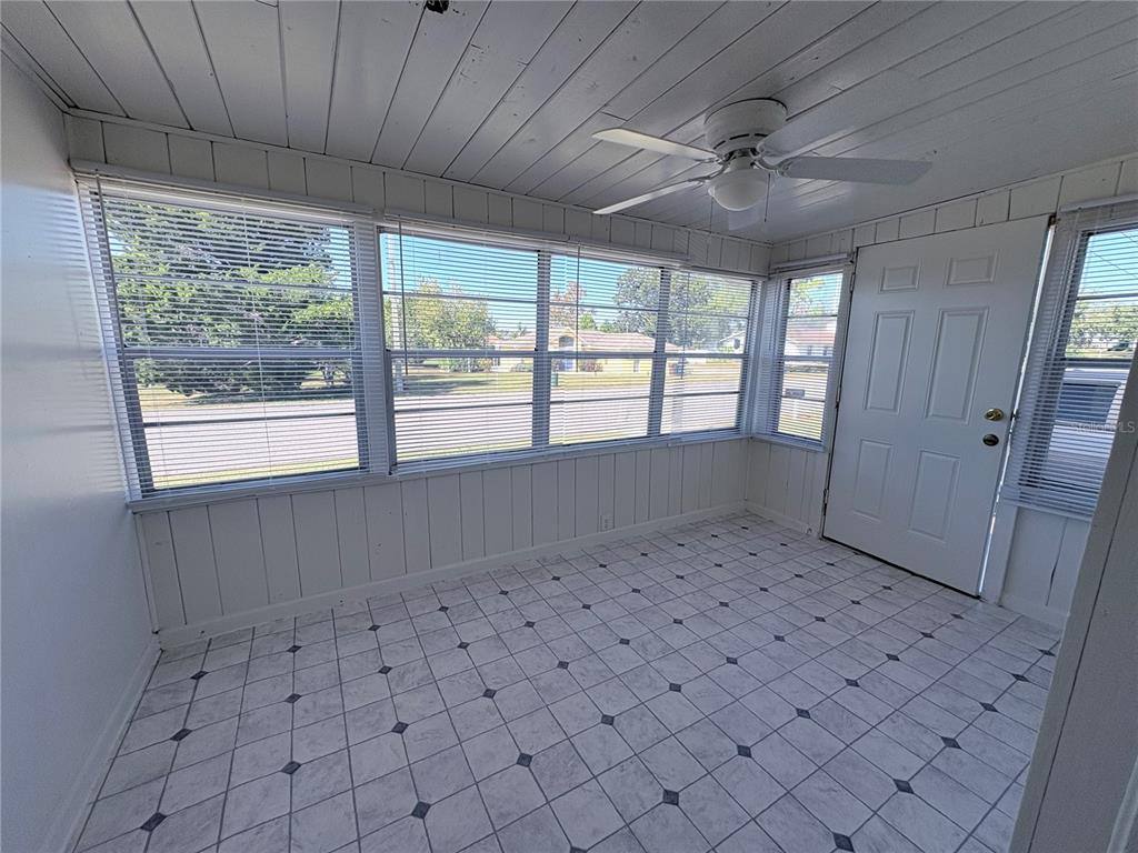 Apartment for rent at 2320 Crest Dr, Haines City, FL 33844