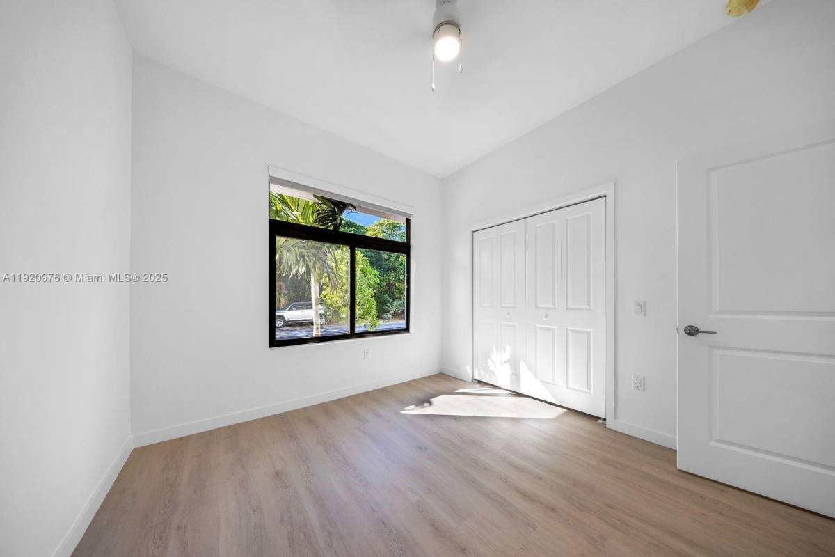 Apartment for rent at 20 NE 19th Ave #101, Pompano Beach, FL 33060