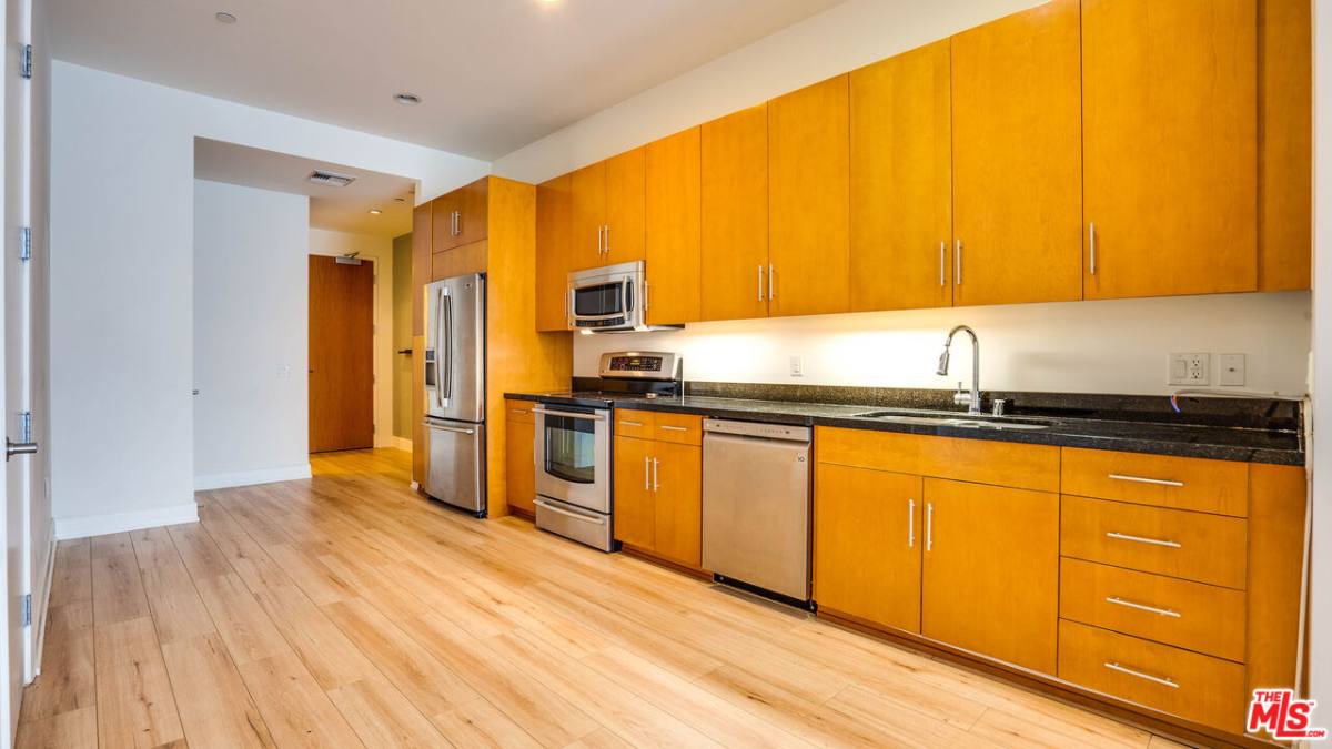Apartment for rent at 3223 W 6th St #207, Los Angeles, CA 90020