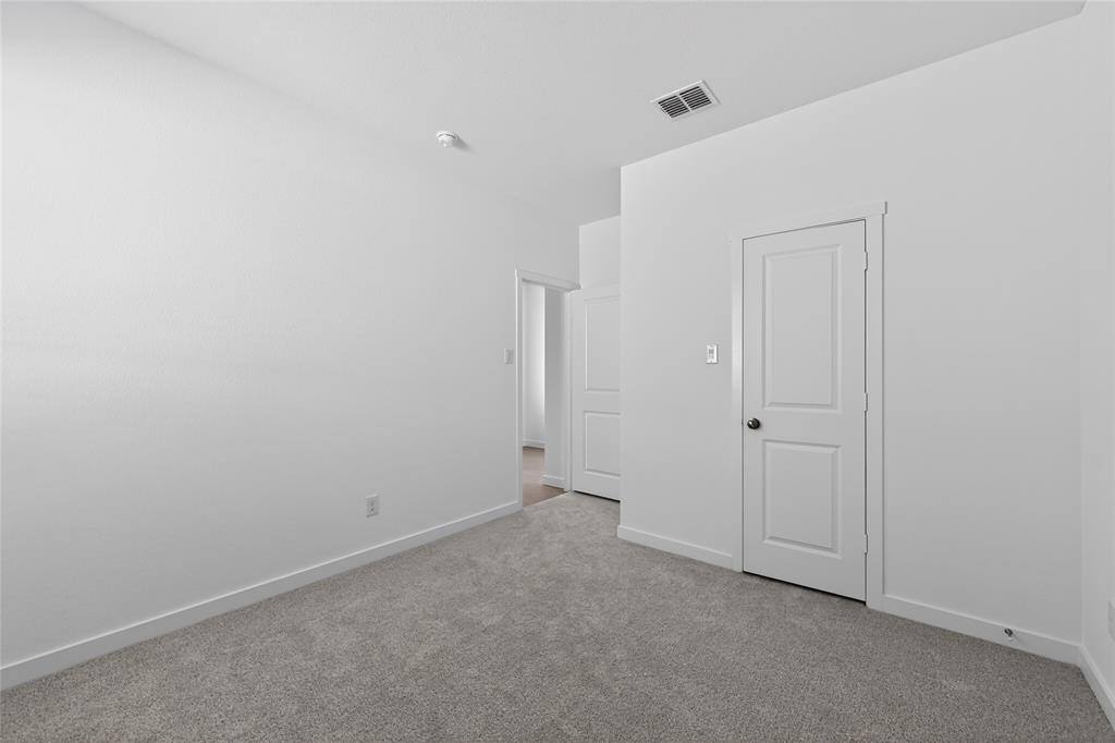 Apartment for rent at 9413 Suttonridge Dr, Fort Worth, TX 76179
