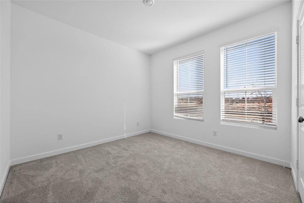 Apartment for rent at 9413 Suttonridge Dr, Fort Worth, TX 76179