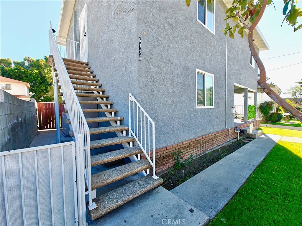 Apartment for rent at 6728 Whittier Ave, Whittier, CA 90601