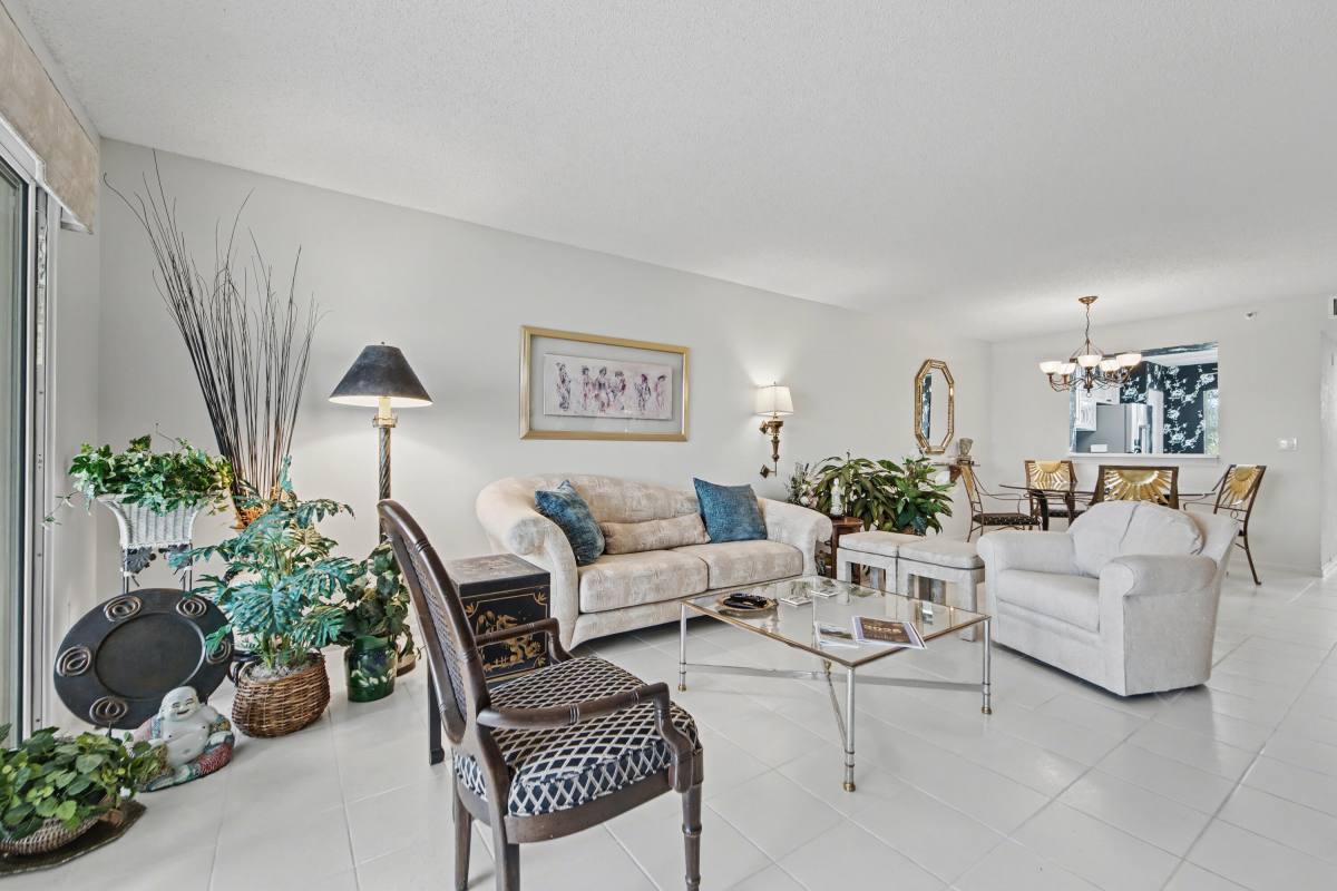 Condo for rent at 6112 Huntwick Terrace #307, Delray Beach, FL 33484