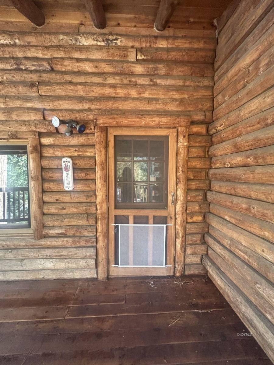 Apartment for rent at 53645 Country Club Dr, Idyllwild, CA 92549