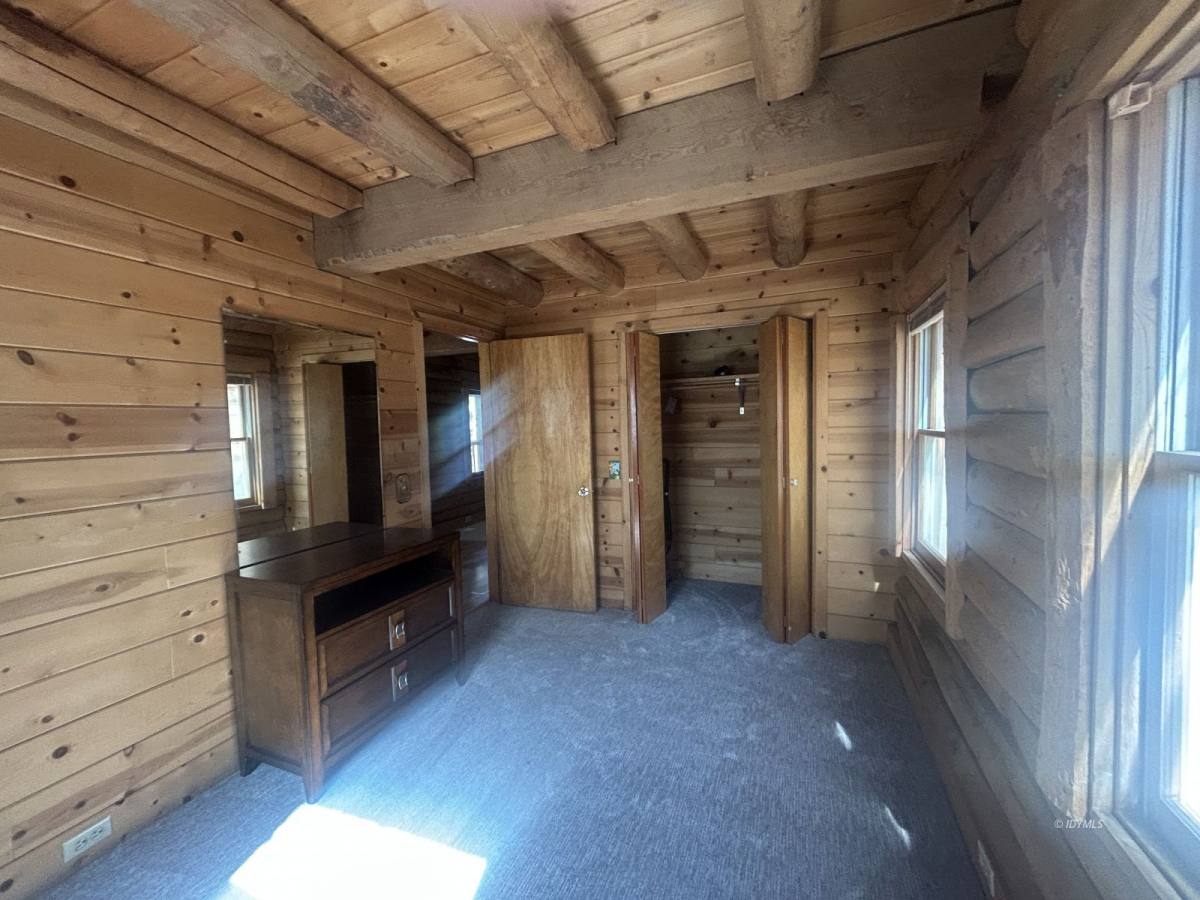 Apartment for rent at 53645 Country Club Dr, Idyllwild, CA 92549