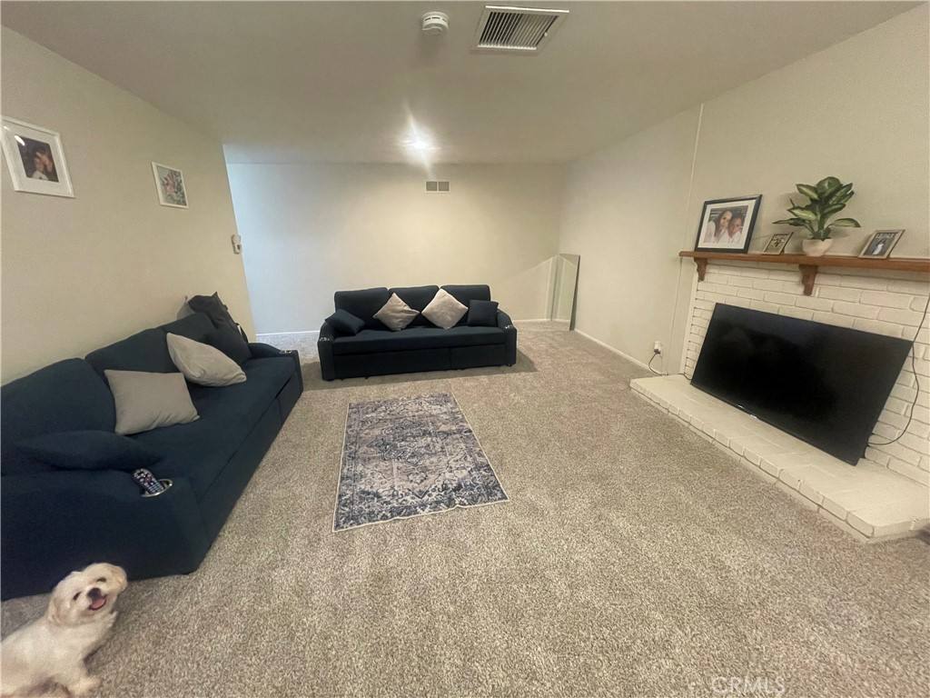 Apartment for rent at 44446 Loneoak Ave, Lancaster, CA 93534