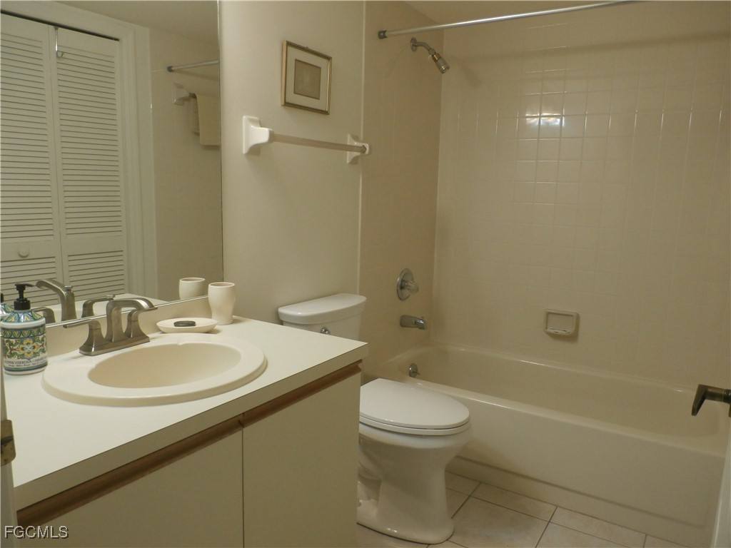 Apartment for rent at 16500 Kelly Cove Dr #2880, Fort Myers, FL 33908