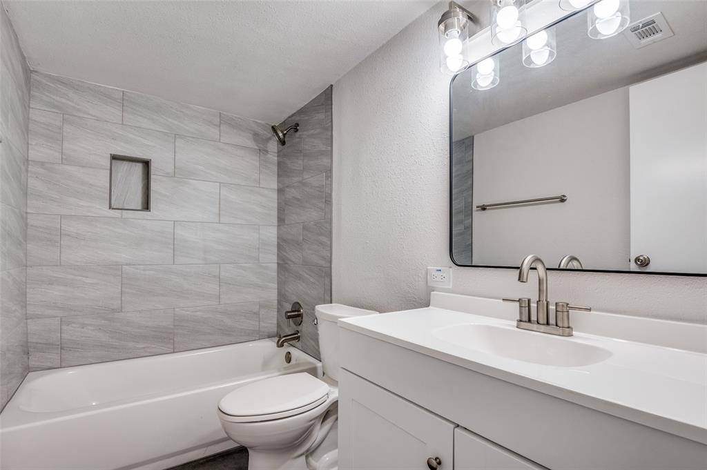 Apartment for rent at 119 Halifax Dr #119, Cedar Hill, TX 75104