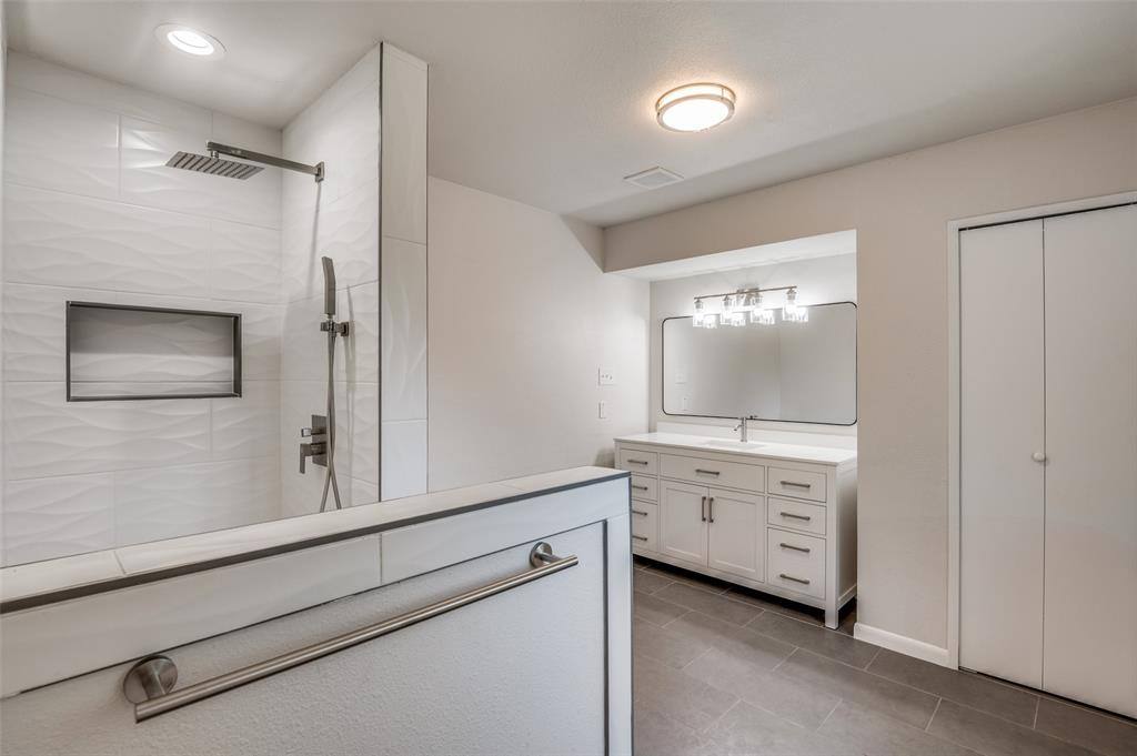 Apartment for rent at 119 Halifax Dr #119, Cedar Hill, TX 75104